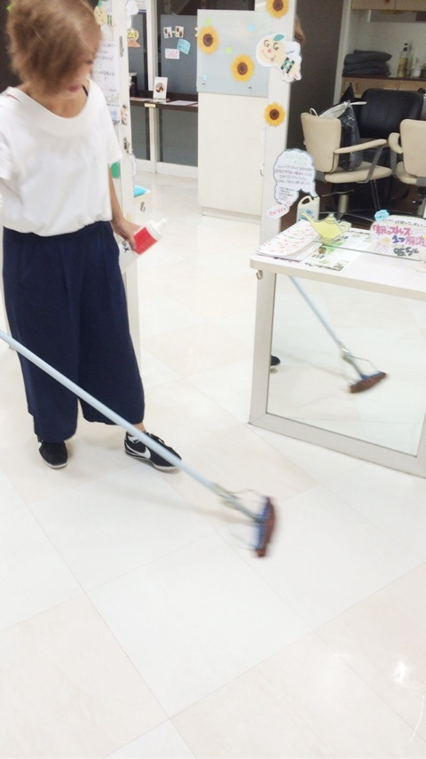 {2EC77557-F369-4A7F-855A-31C197E8167F}