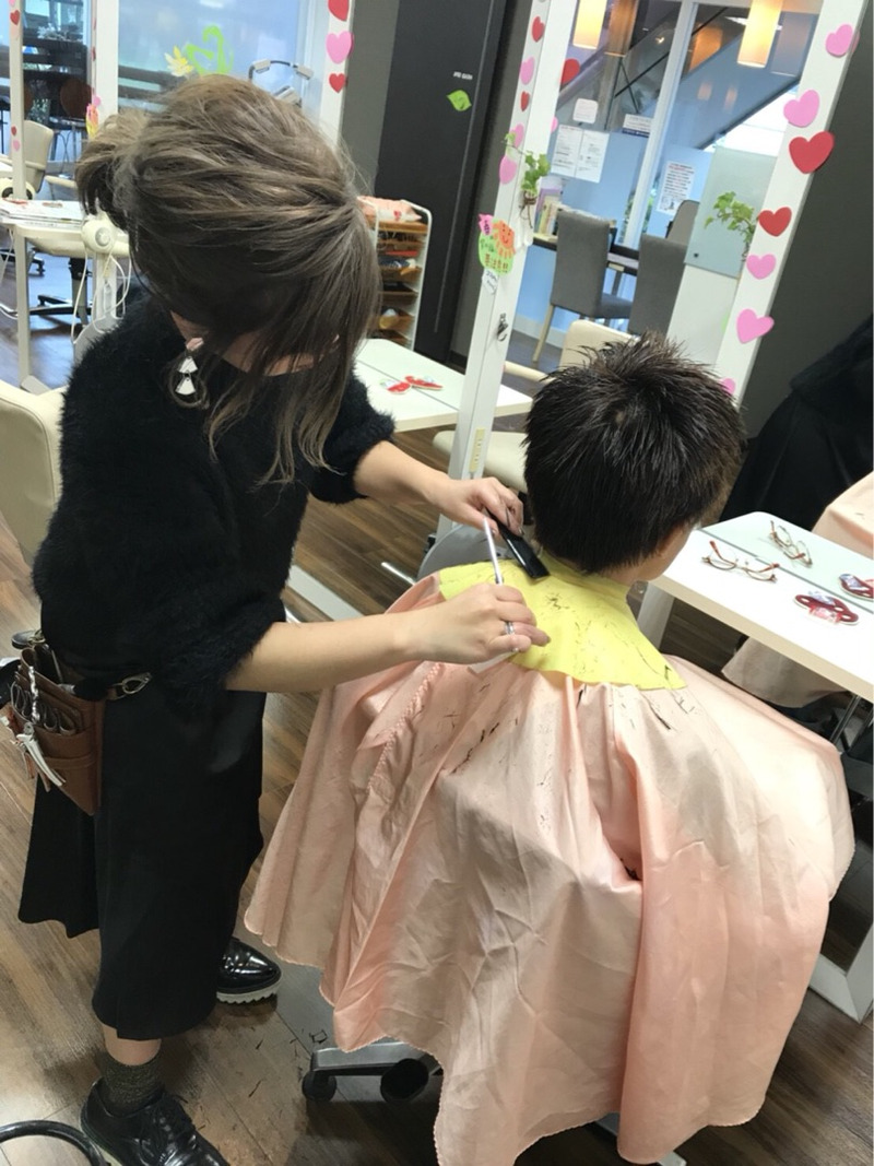 {735A88EC-8FFF-40BE-8832-FB02461F17A4}