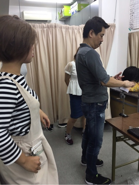 {81E76809-A0EF-455E-BE38-1E5BFABC2F0D}