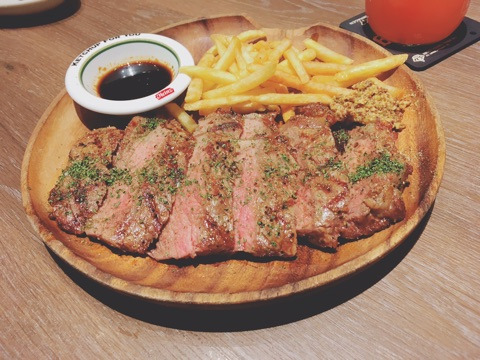 {91889535-111B-4261-B556-647B361B22DA}