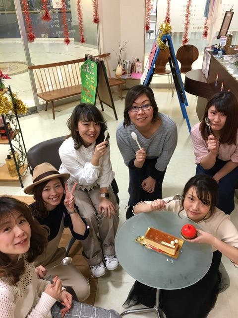 {F2216F96-4351-4502-95F5-EBB25B6F3708}